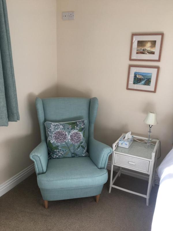 Standard Double Room image 3