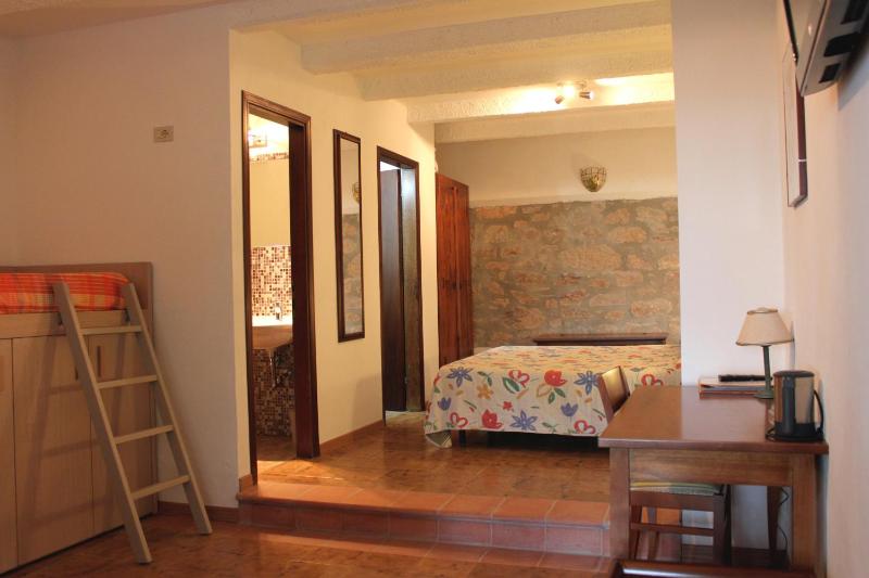 Family Double Room image 1