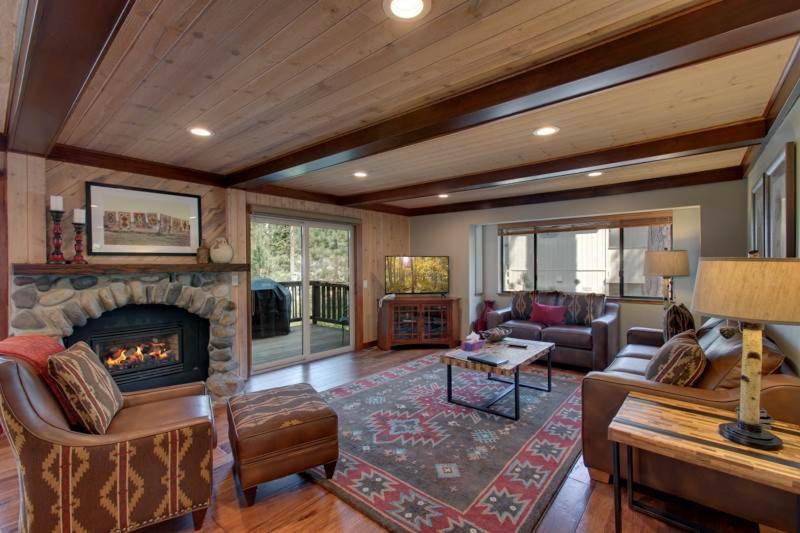 Three-Bedroom House image 1