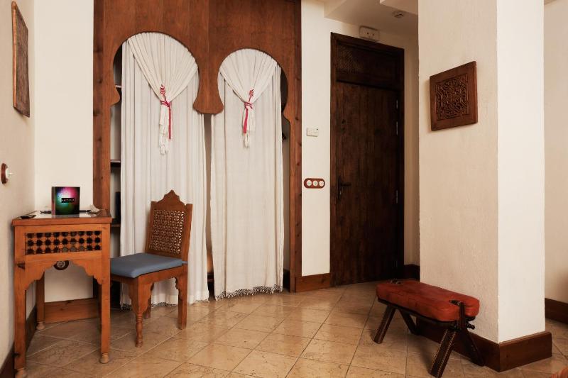 Romantic Room image 4