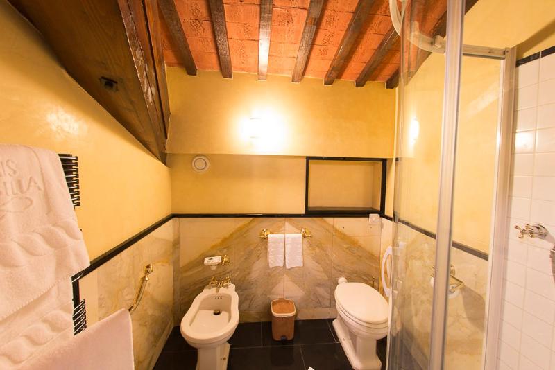 Superior Junior Suite image 1
