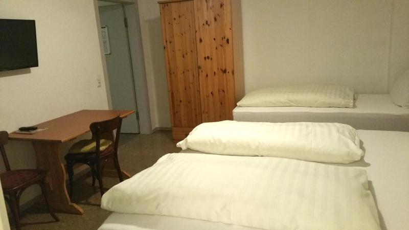 Triple Room image 2