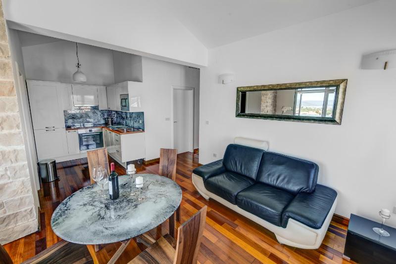 Villa Kos Murter Apartments - image 8