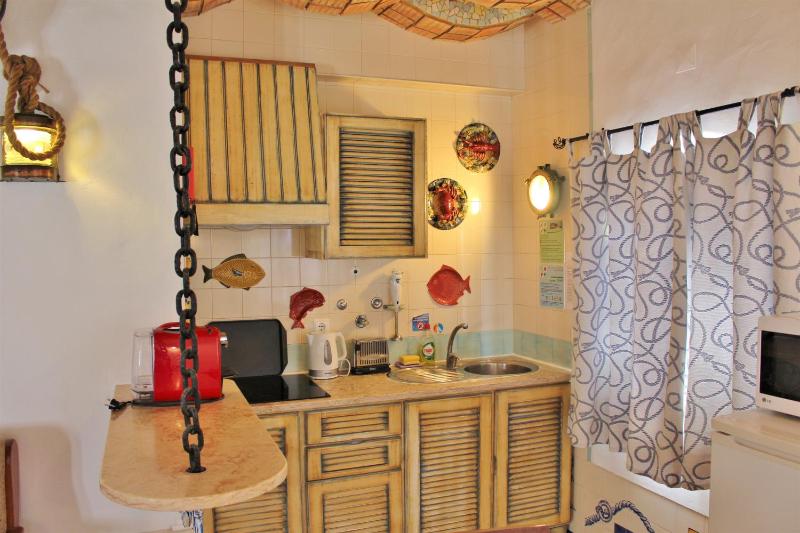 One-Bedroom Villa with Garden View image 3