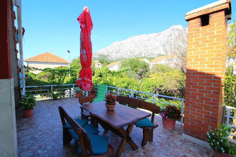 Three bedroom apartment with terrace - image 18