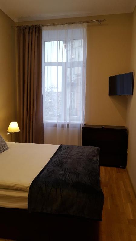 Soprano apartment - image 3