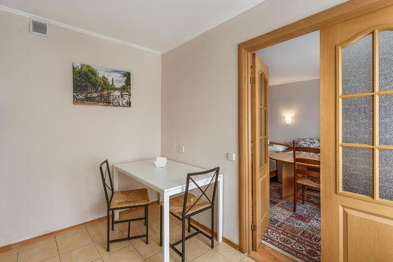 Apartment image 3