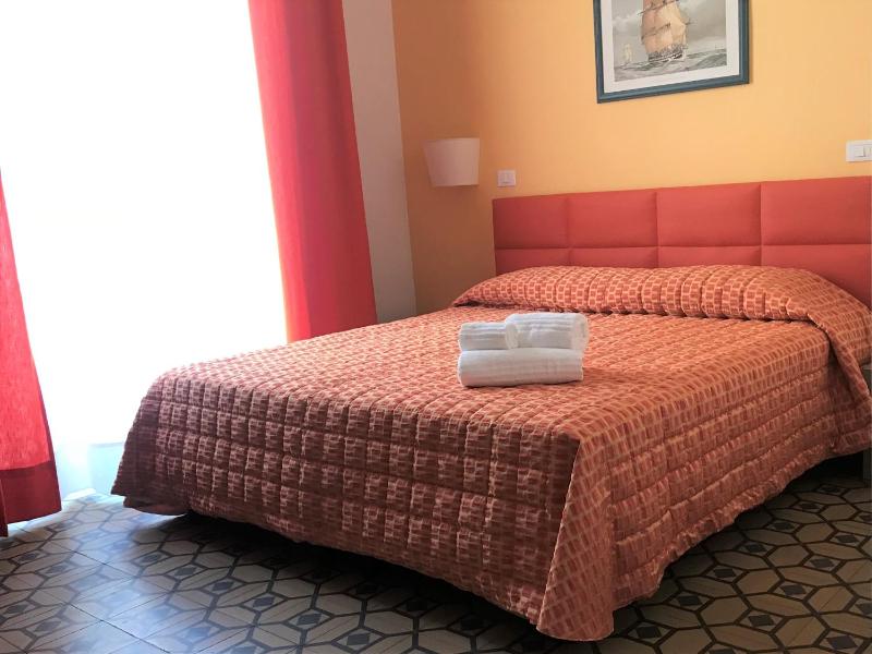 Hotel Etnea Royal Suites - image 3