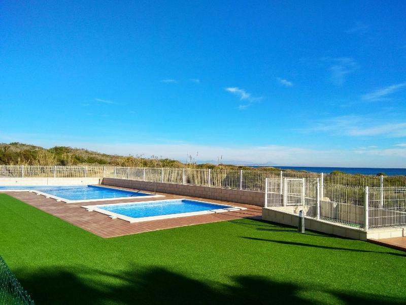 Luxury and Modern Beach Apartment with Sea Views - image 30
