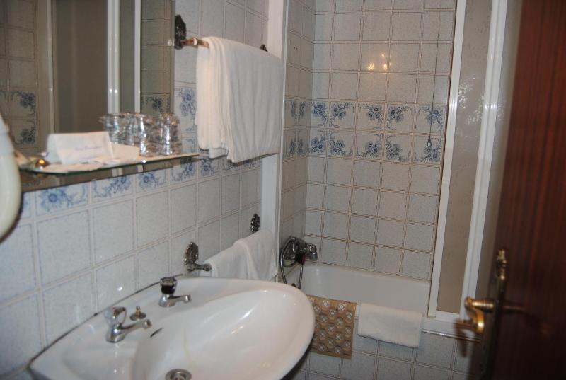 Hotel Peninsular- Porto - image 7