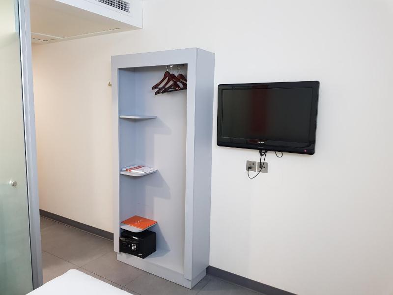 Standard Internal Room image 3