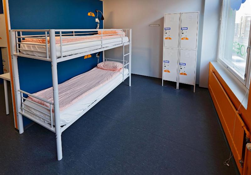 Bed in 8-Bed Mixed Dormitory Room image 1