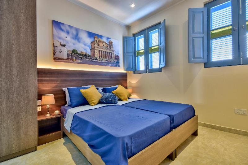 Central Suites St. Julian's - image 6