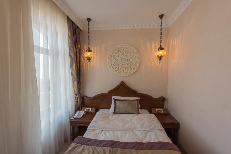Economy Single Room image 2