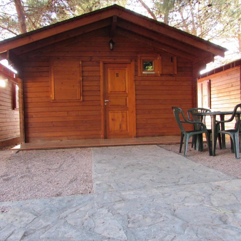 Two-Bedroom Bungalow image 3