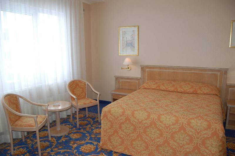 Junior Suite image 3