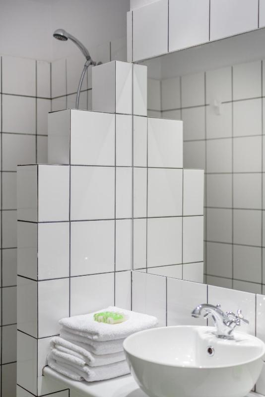 Two-Bedroom Suite image 3