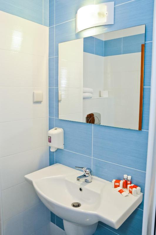 Superior Double Room with Free Secured Parking image 3