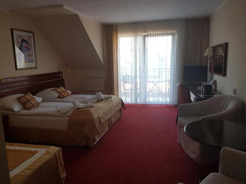 Triple Room image 3