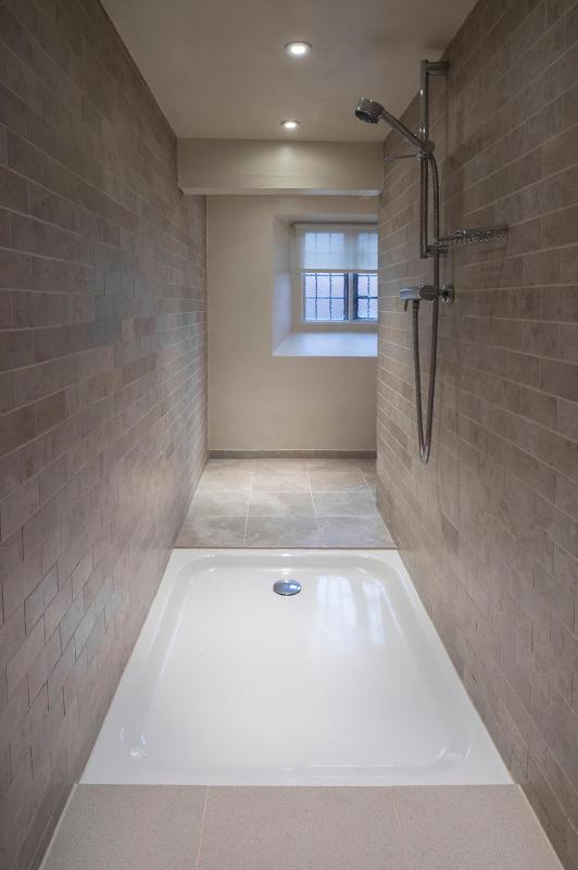 Suite with Spa Bath image 3