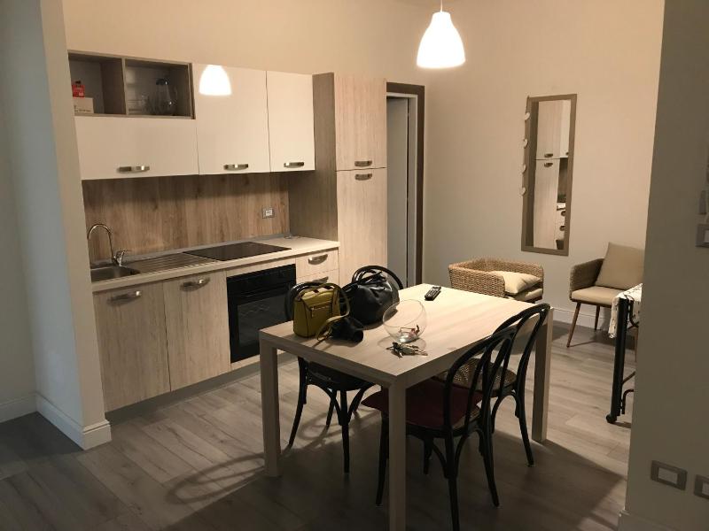 Poloni Apartment - image 2