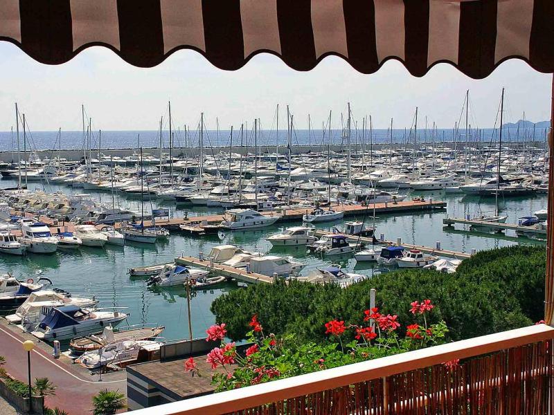 Superior Double Room with Balcony and Sea View image 2