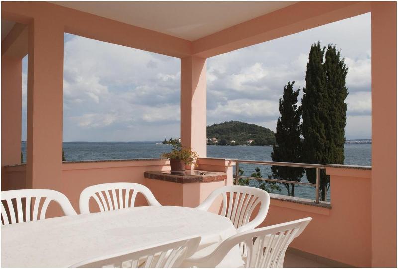 Two-Bedroom Apartment with Terrace and Sea View image 2
