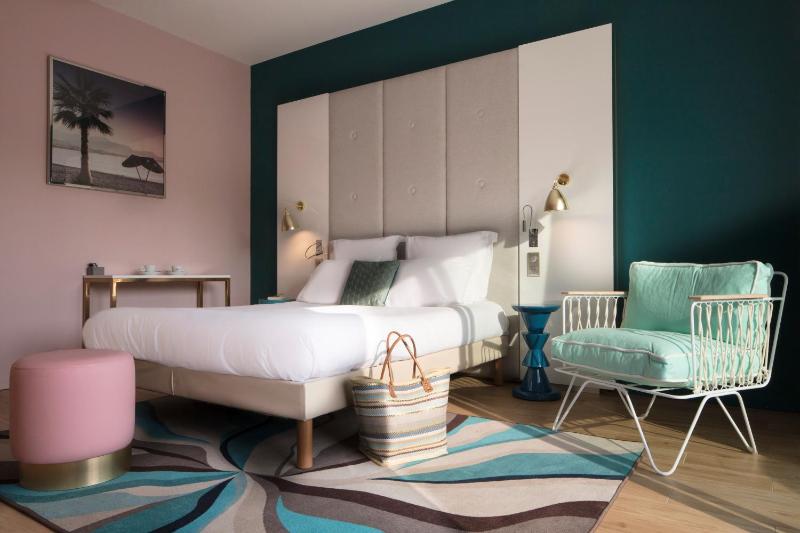 Superior Room with Terrace and Panoramic Sea View image 1