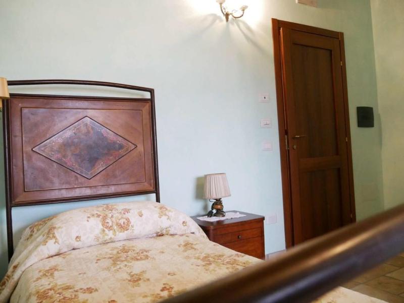 Single Room with Private Bathroom image 3