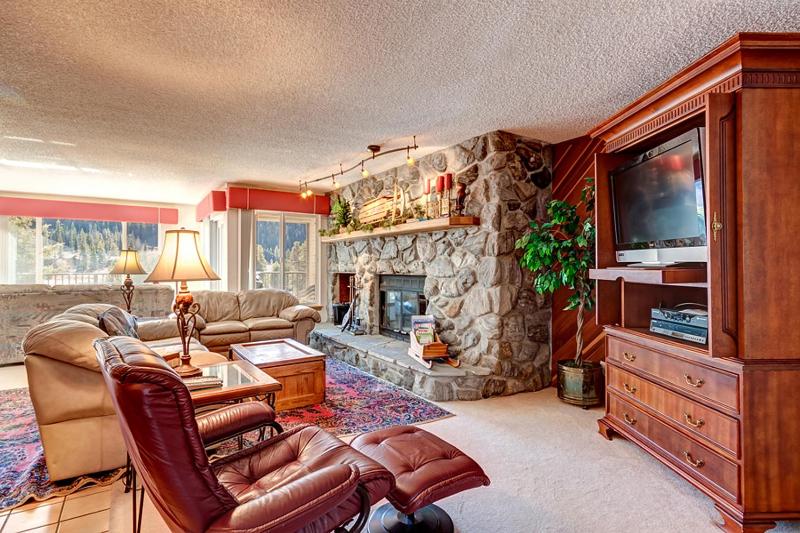 Two-Bedroom Apartment image 2