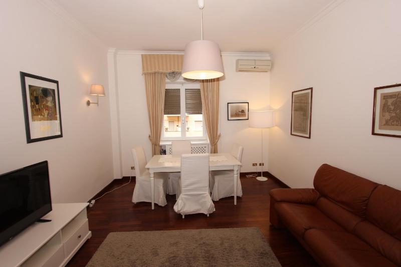 Superior Apartment image 3