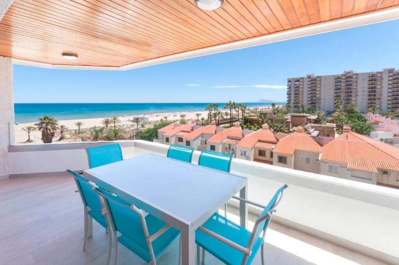 Ag Bahamas Premium Images