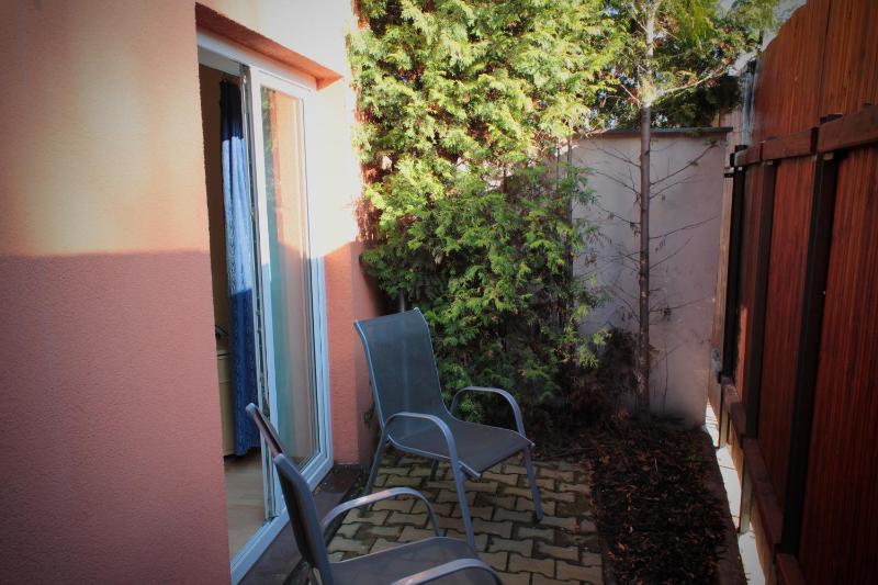 Triple Room with Terrace image 3