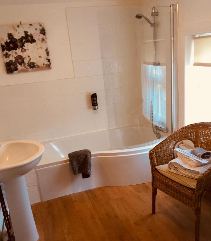 King Room image 3