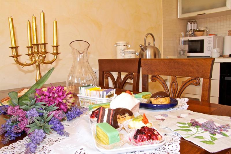 One-Bedroom Apartment (2 Adults) image 2