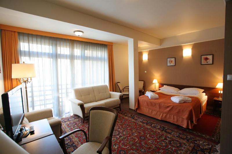 Double Room image 4