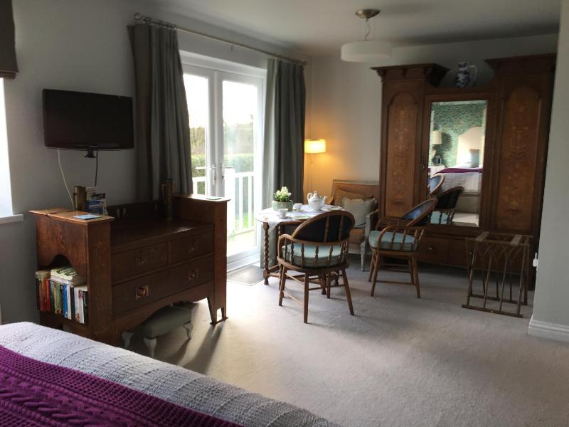 Gower View Luxury Bed & Breakfast - image 6