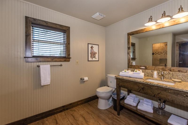 Vineyard Trail Cottages- Adults Only - image 20
