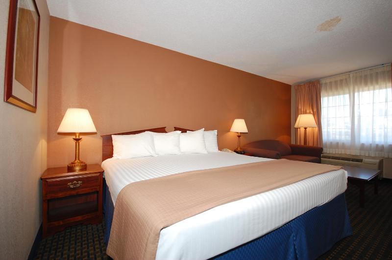 King Room image 4