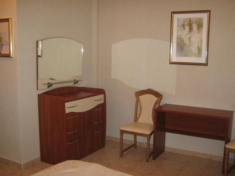 Double Room image 2