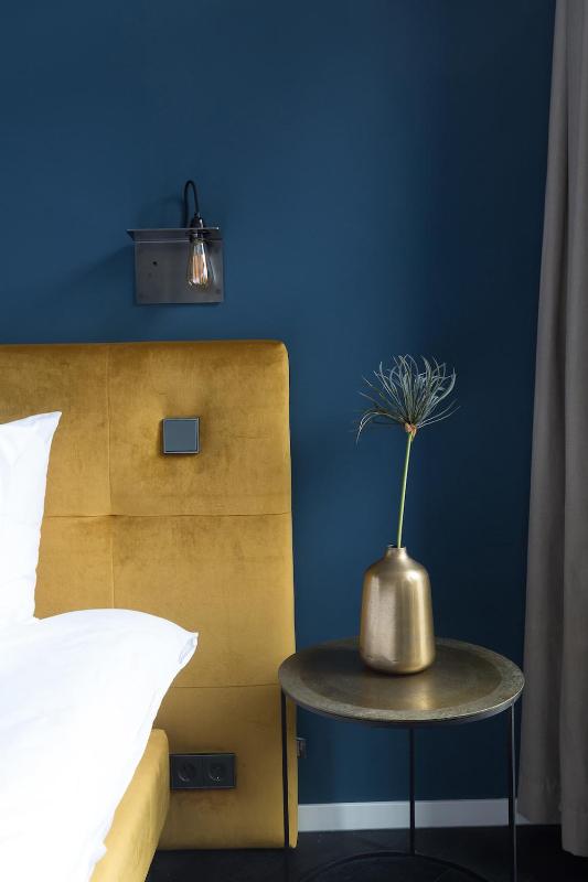Deluxe Double or Twin Room image 4
