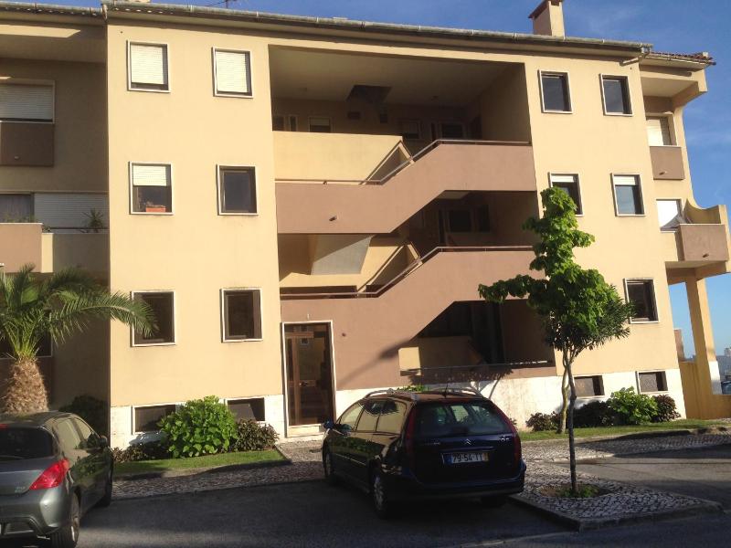 Studio with Balcony image 4