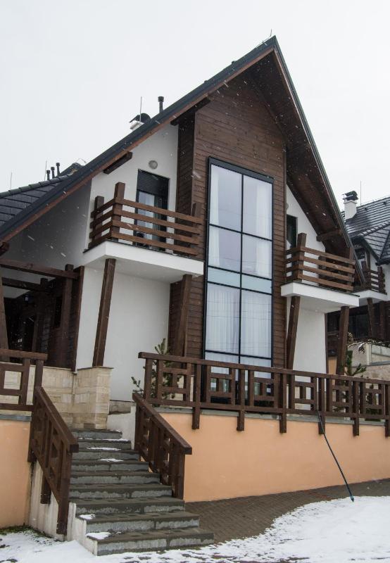 Two-Bedroom Villa image 3
