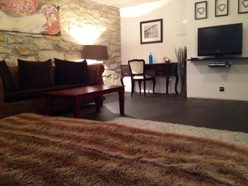 Double Room image 2