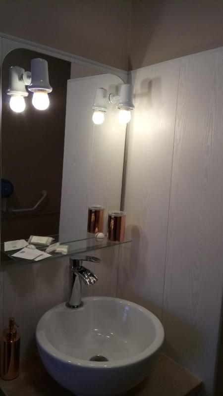 Superior Double Room image 4