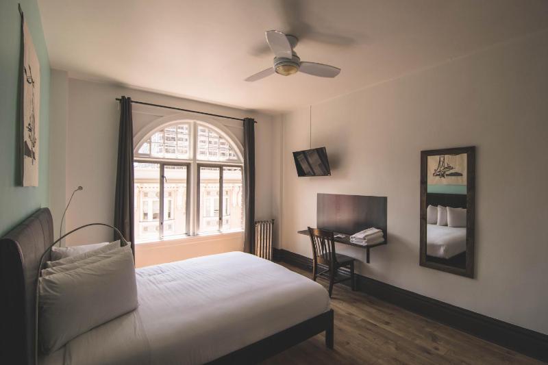 The Bartlett Hotel and Guesthouse - image 10