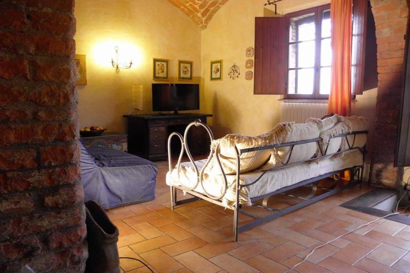 Apartment with Garden View image 4