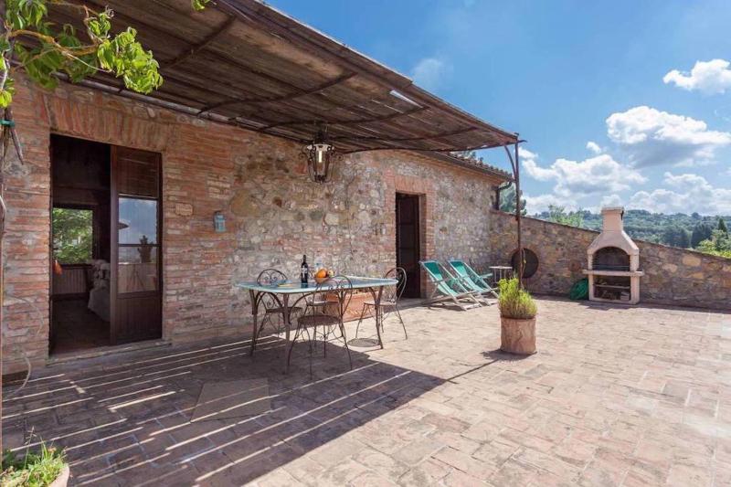 Apartment with Terrace image 2