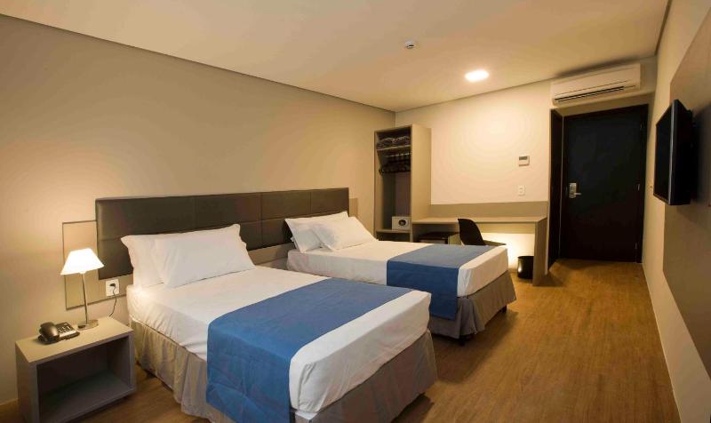 Fity Hotel - image 14
