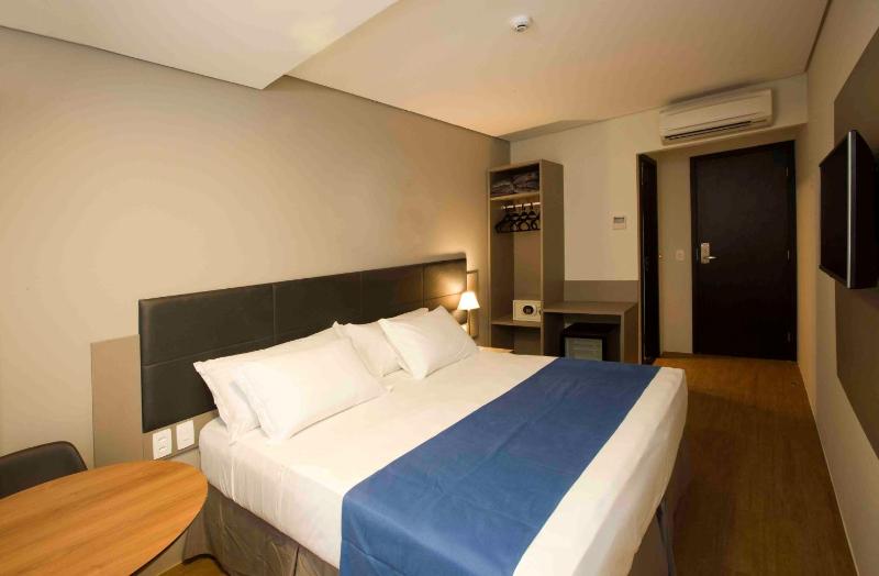 Fity Hotel - image 23